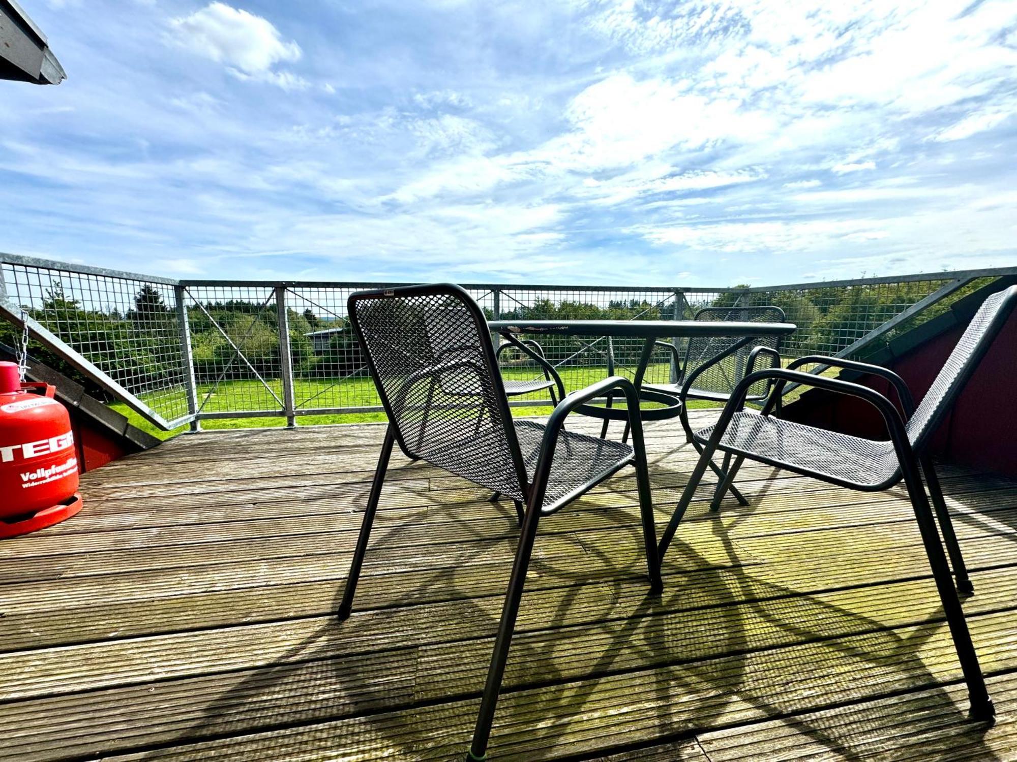 Hof Vierzehnender Im Hohen Venn - 70Qm Fachwerk-Studio - Grosses Wohn-Schlafzimmer Mit Dachterrasse Und Kaminofen - Separate Kueche - Perfekt Fuer Paare - Monschau - Eifel - Hunde Willkommen - Islandpferde Экстерьер фото