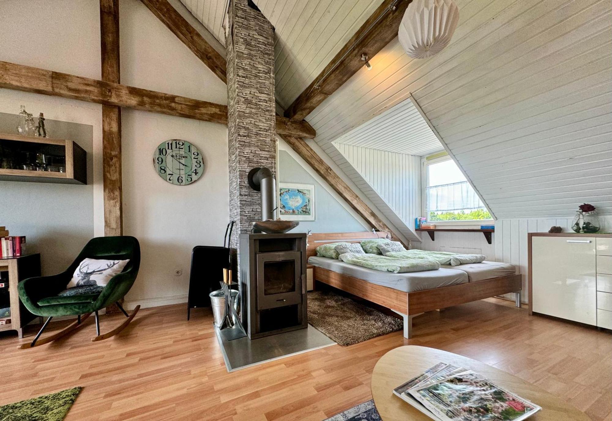 Hof Vierzehnender Im Hohen Venn - 70Qm Fachwerk-Studio - Grosses Wohn-Schlafzimmer Mit Dachterrasse Und Kaminofen - Separate Kueche - Perfekt Fuer Paare - Monschau - Eifel - Hunde Willkommen - Islandpferde Экстерьер фото